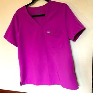 Women’s large Catarina scrub top